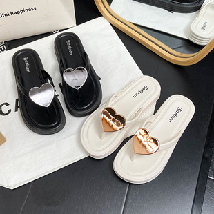 Thick-Soled Flip-Flops for Women, Peach Heart-Shaped New Outdoor Slippers, Beach Shoes, Girls' Fashion Flip-Flops, Cross-Border Shoes