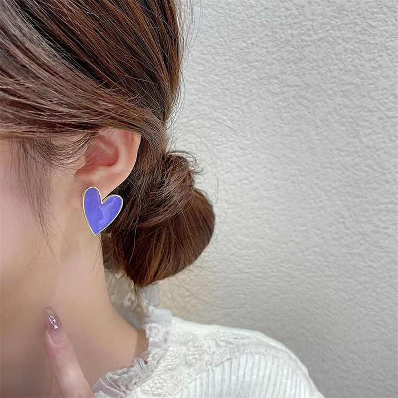 Purple Heart-shaped Flower Alloy Stud Earrings Female New display picture 2