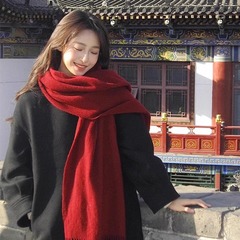 灰色のマフラーの女性秋冬保温防風カップルは、カシミヤのマフラーを模した韓国系の雰囲気感のある純色のマントを厚くした