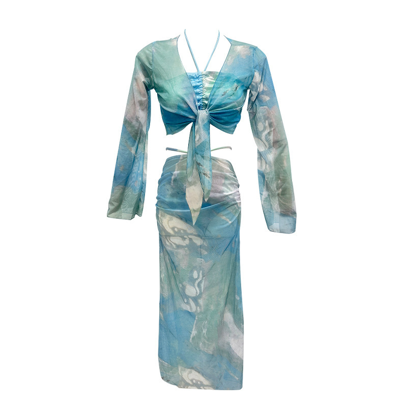 2025 nuevo vestido de playa de vacaciones de aguas termales bikini de cuatro piezas puro deseo sexy traje de baño bikini mujeres al por mayor