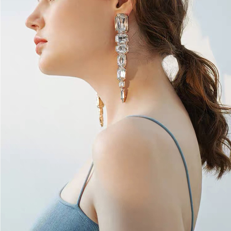 50g Weight Artificial Gemstones Inlay Material Earrings Classification Alloy Material Water Droplets Pattern Women'S Gender Plating Design Fashion Style White, Pink, Green Color Fashion Inlay Glass Rhinestone Geometric Gem Long Alloy Earrings 1