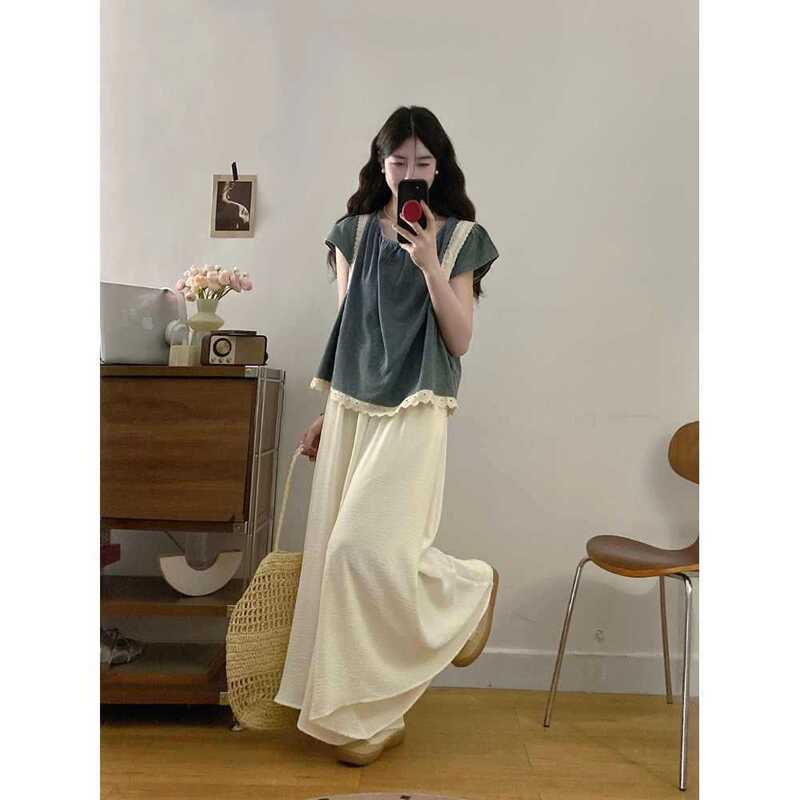 Trendy Slightly Plus-Size Short-Sleeve Denim Shirt for Women, Summer Large Size Loose Korean Style Slimming Elegant Cardigan Top with Lace Trendy Slightly Plus-Size Short-Sleeve Denim Shirt for Women, Summer Large Size Loose Korean Style Slimming Elegant Cardigan Top with Lace
