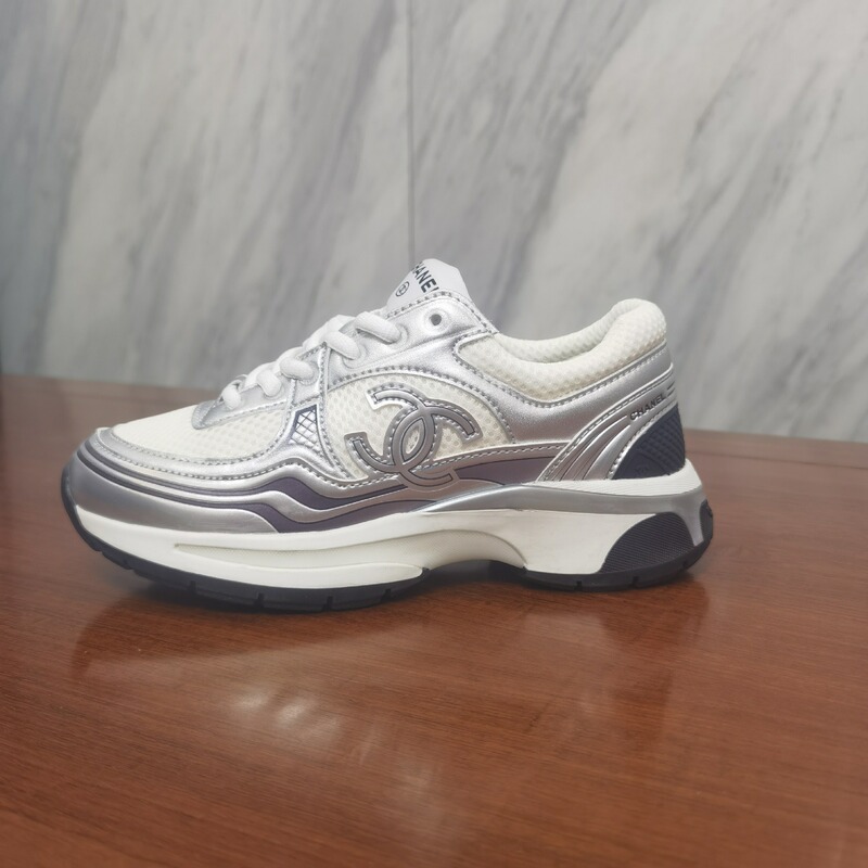 Fragrant Style Women's Sneakers 2026 New Model Silver Mesh Breathable Dad Shoes Height-Increasing Casual Shoes Fashionable Versatile Style Fragrant Style Women's Sneakers 2026 New Model Silver Mesh Breathable Dad Shoes Height-Increasing Casual Shoes Fashionable Versatile Style
