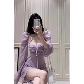 胖mm法式纯欲性感泡泡袖连衣裙春秋季大码女装辣妹收腰显瘦包臀裙