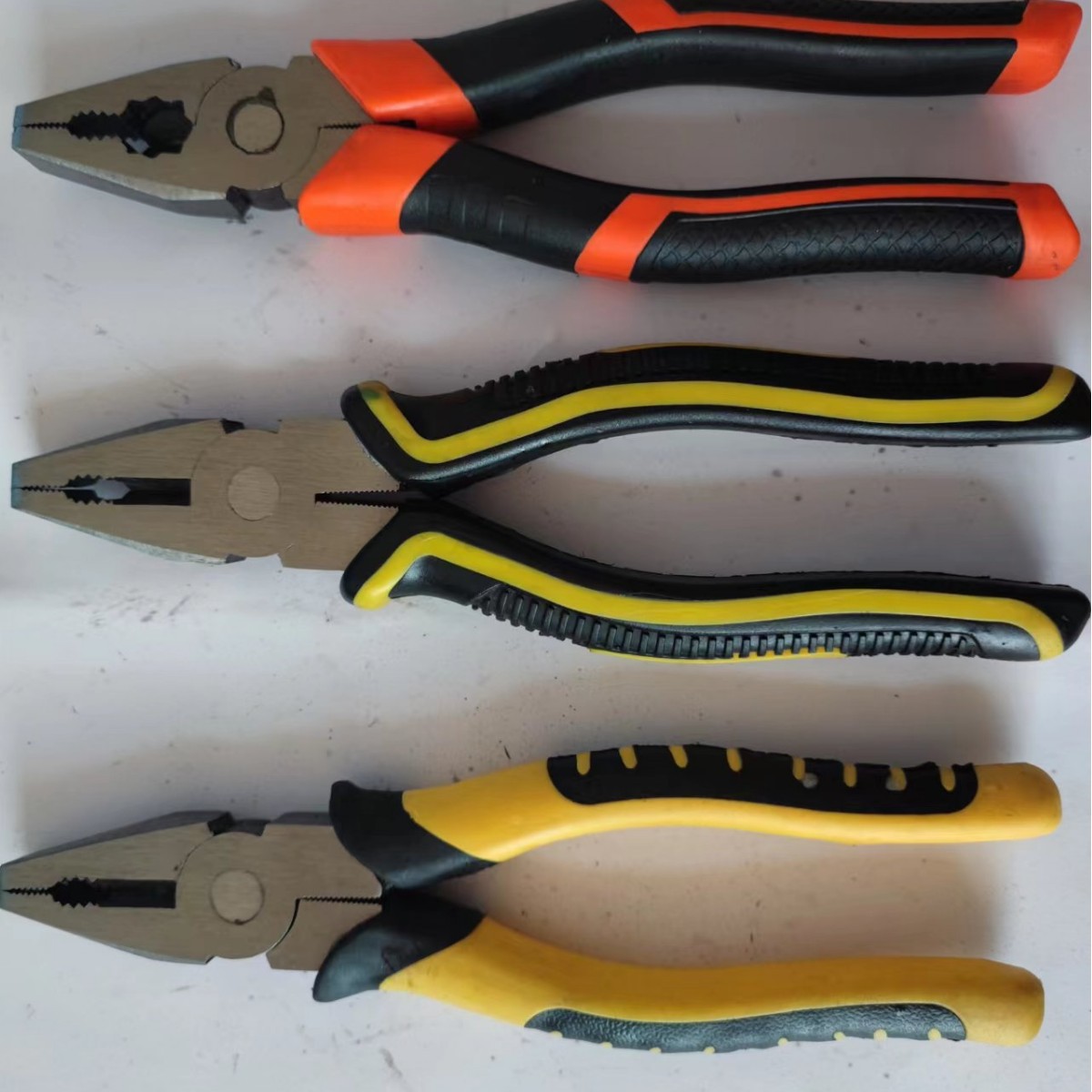 Los alicates de alambre de acero de 8 pulgadas pueden cortar alicates de hierro fundido de alambre de acero pequeño precio de sección de imitación de calidad de forja águila en stock