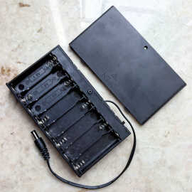 五号8节有盖电池盒带DC线USB插头电池盒玩具供电盒灯带灯条配件