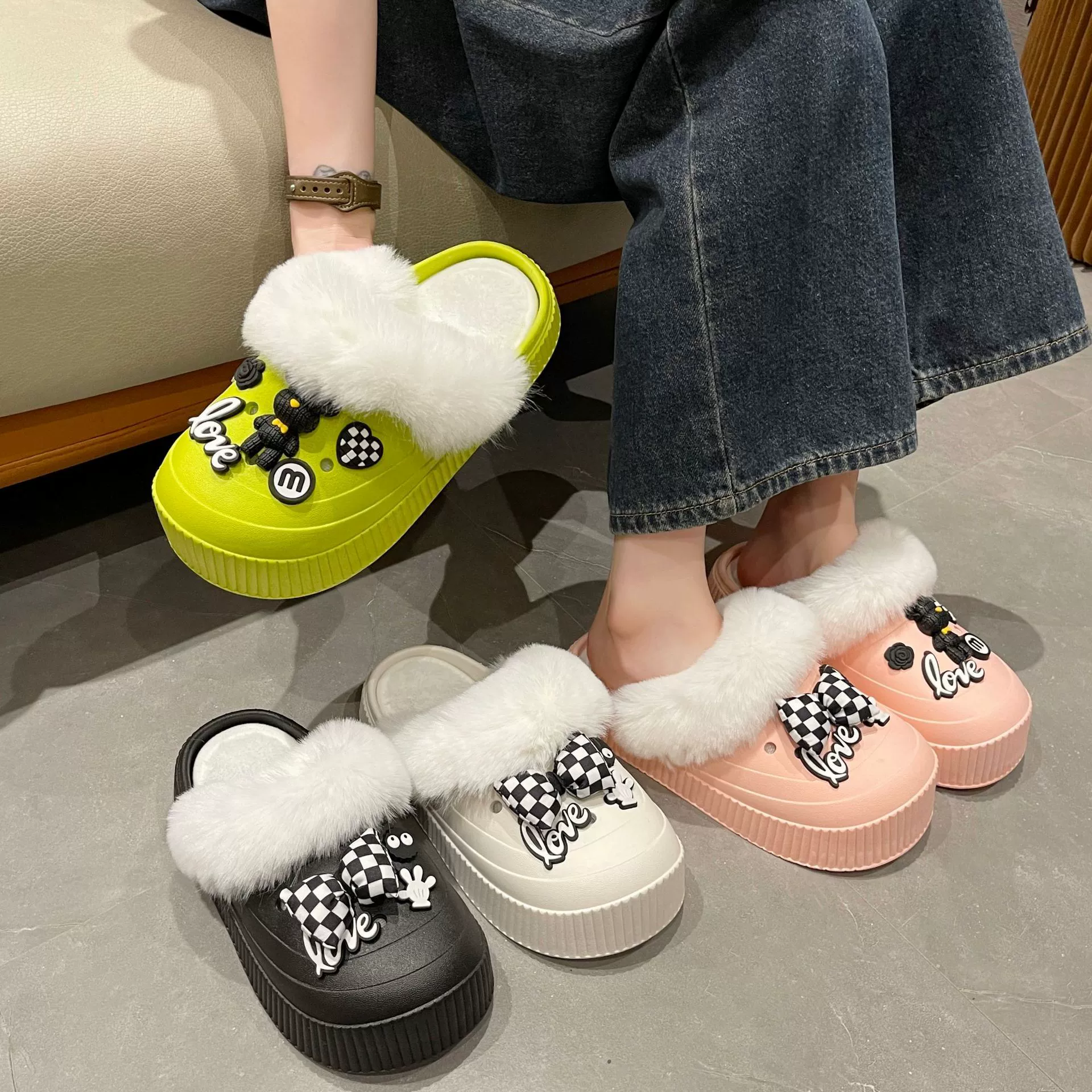 Осенне-зимние тапочки из пещерного хлопка Взрывы Ощущение навоза Ленивые люди носят универсальную хлопковую обувь на толстой подошве с флисовой подкладкой в Корейском стиле для женщин