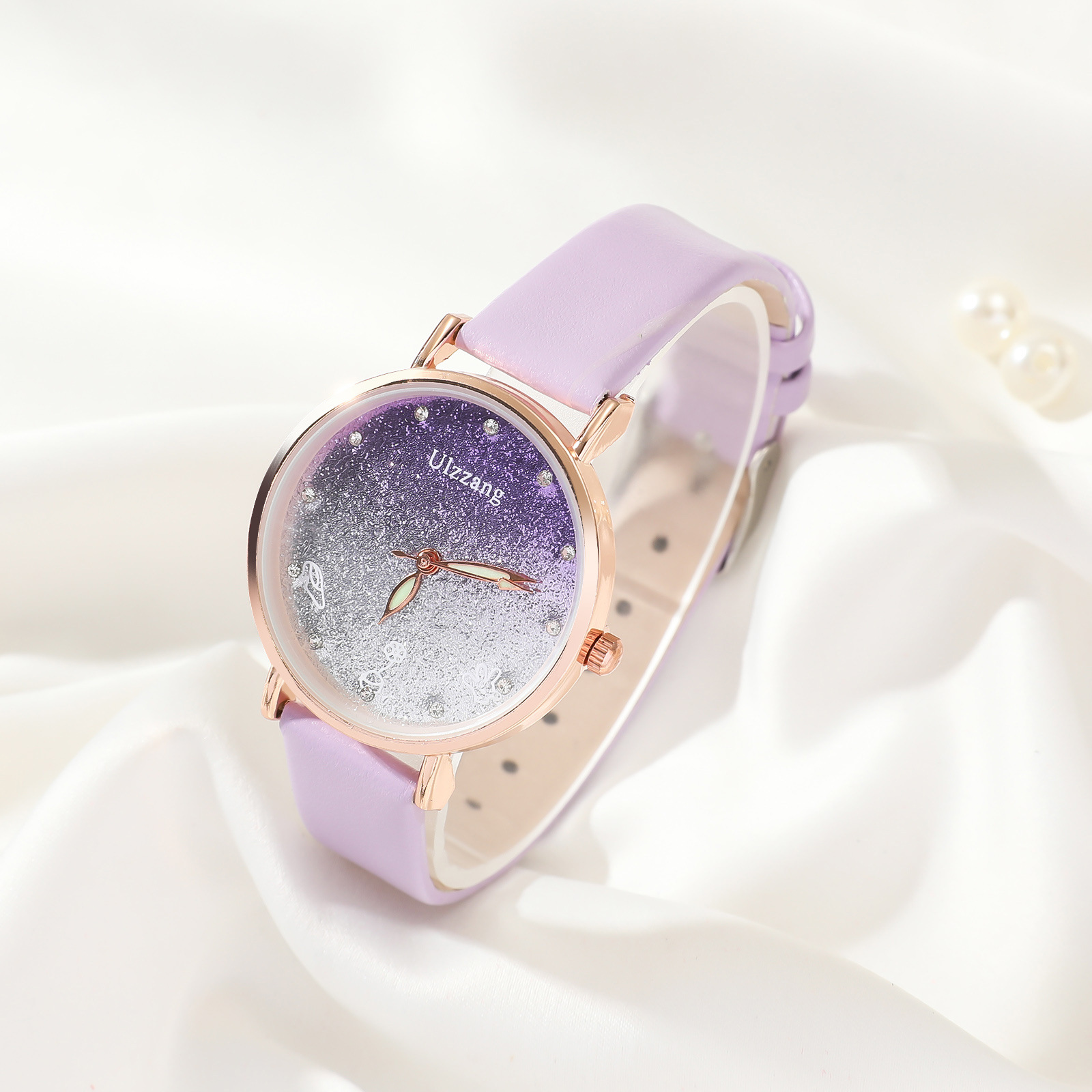 Emerald Inlaid Diamond Watch 3