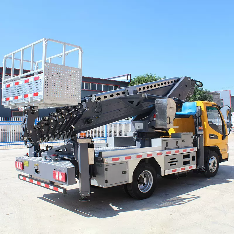 伸缩直臂高空作业车30米 车载式高空作业车多少钱 35米升降平台