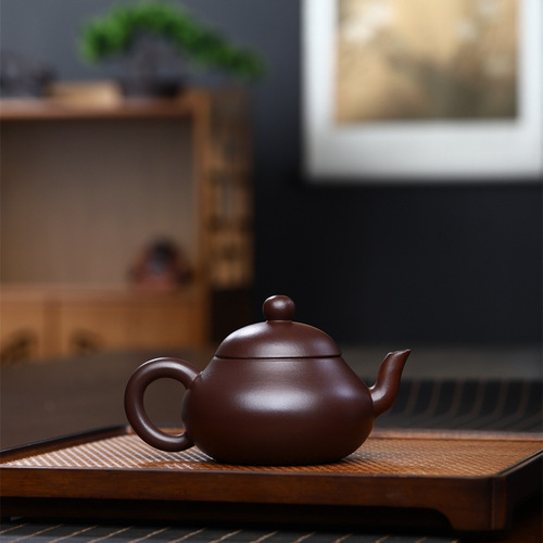 Popular Yixing raw ore red pear shaped purple clay teapot wholesale purple clay teapot gifts famous handmade tea sets