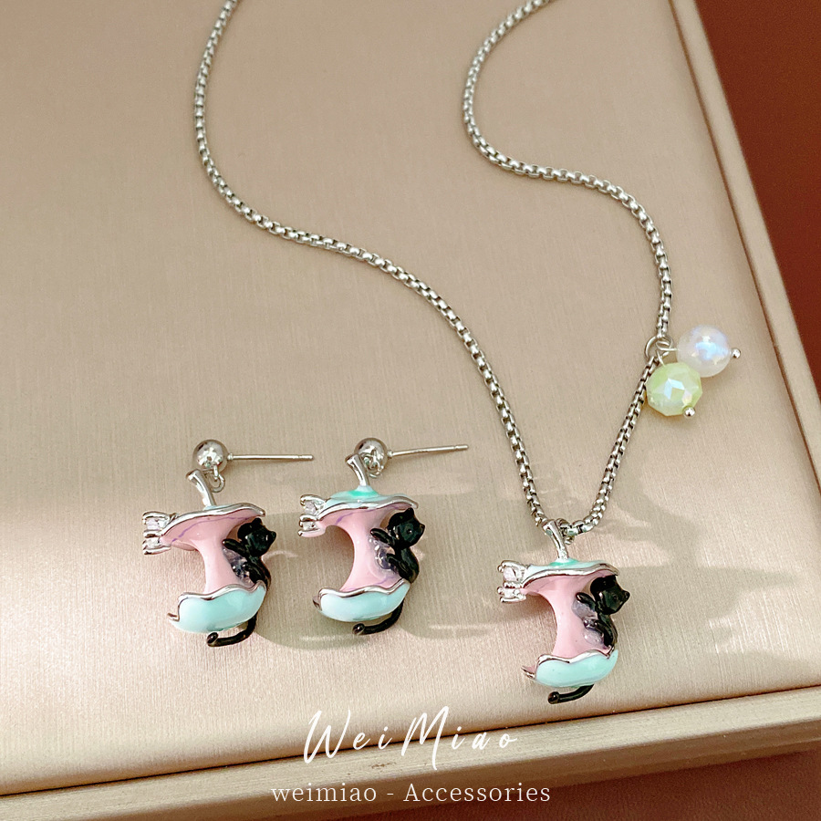 Zircon goteo de aceite manzana gatito collar ligero de nicho de lujo collar de clavícula infantil estilo encantador conjunto de joyería de moda al por mayor