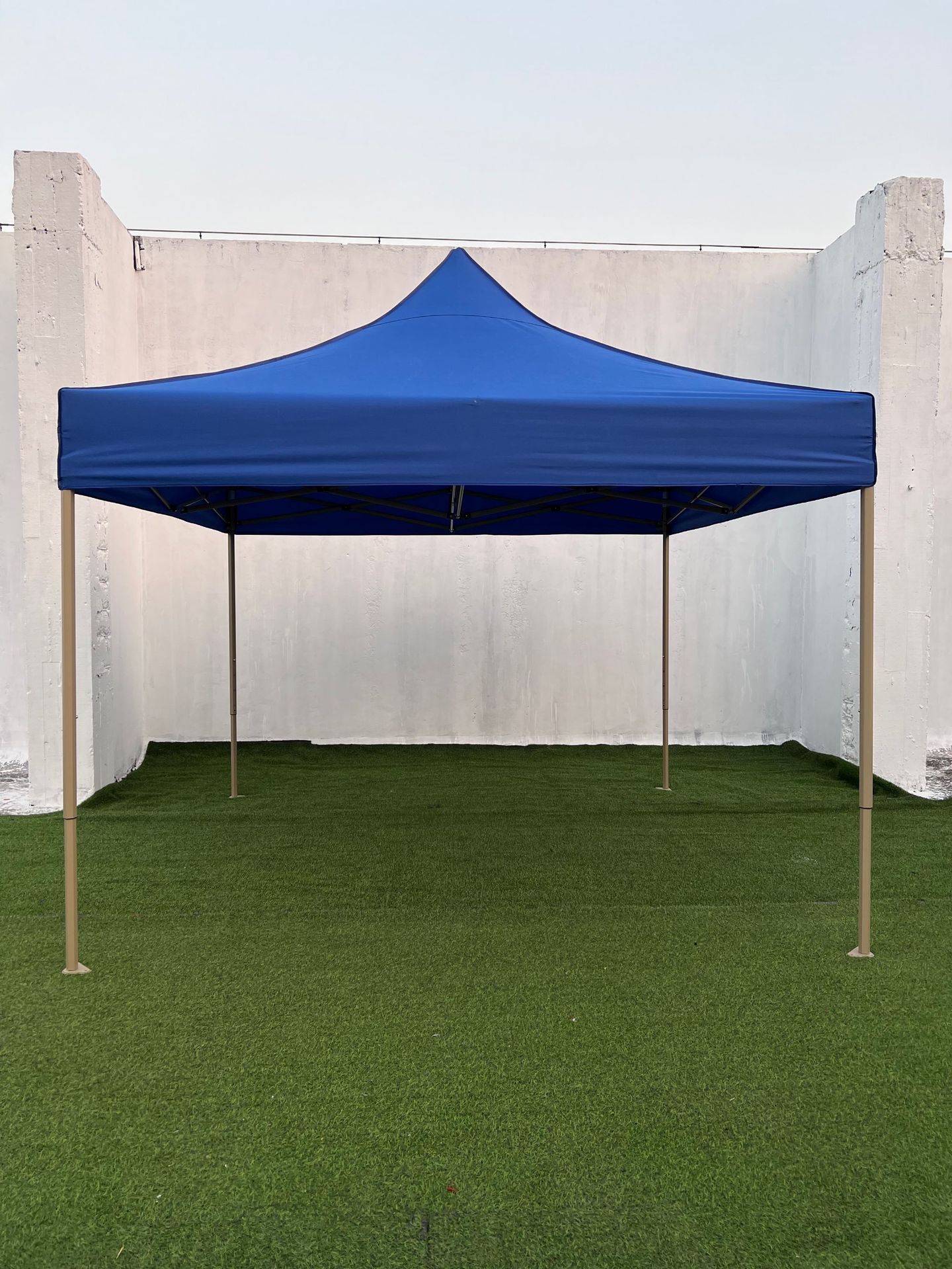 Carpa de publicidad al aire libre cabina plegable paraguas de cuatro ángulos exhibición tienda de sombrilla de cuatro ángulos sombrilla al por mayor tienda de campaña al aire libre