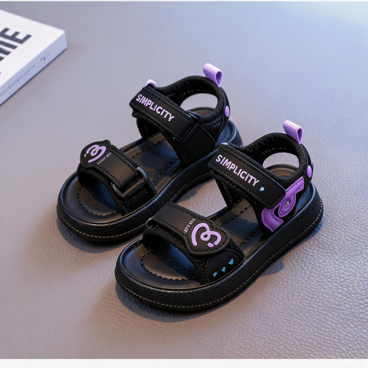 Niñas sandalias de moda versátiles de diamante 2026 verano nuevas sandalias de princesa para niños zapatos de playa suaves
