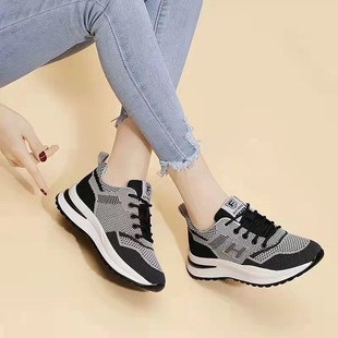 Spring New Flying Woven Women's Sports Shoes Fashion All-match Running Shoes Mesh Casual Female Student Shoes Foreign Trade Women's Shoes