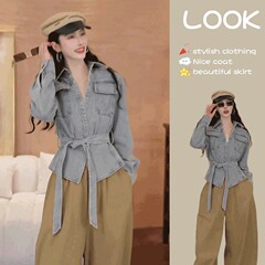2025春には、女性のアメリカのレトロなカウボーイコートを着て、痩せたワイドパンツを2セットで着ています