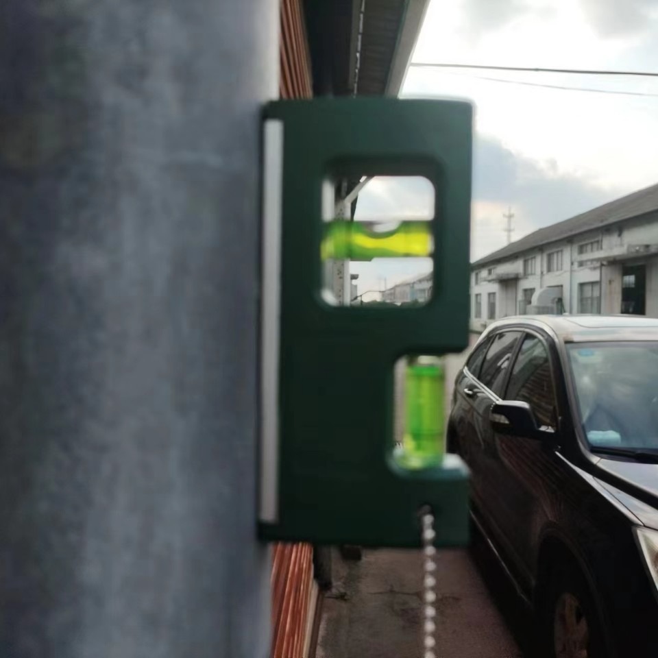 水平尺高精度家用平水尺磁性铝合金靠尺实心多功能测量水平仪装修