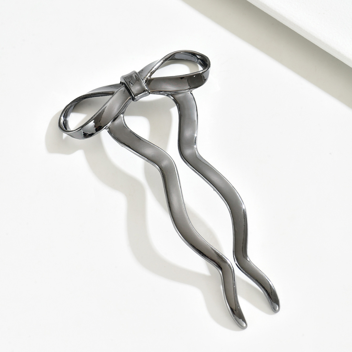 Comercio exterior nuevo clip de cabello de arco mujeres estilo minimalista estilo de alta sensibilidad joyería de cabello 2024 nuevo cabello enrolado joyería