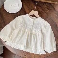 女の赤ちゃんの王女の上着の新商品の洋気の韓国版の子供のレースのシャツの純綿のシャツの女の子の子供のシャツ