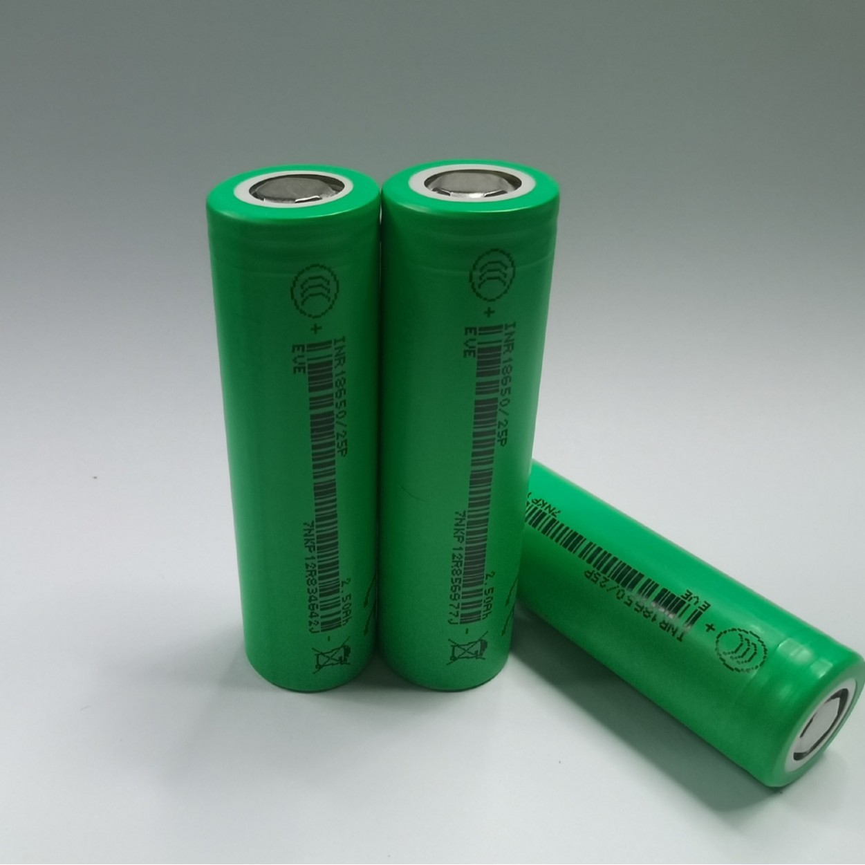 EVE亿纬A品INR18650-25P/2500毫安10C高倍率动力电芯