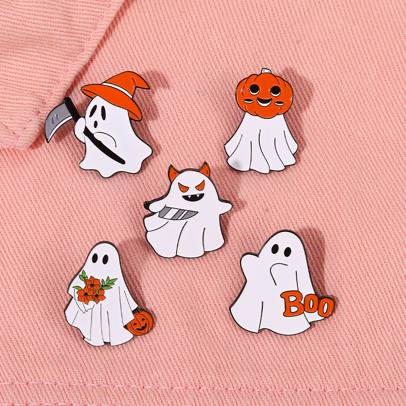 Alloy Material Fashion Pin Skull Alloy Stoving Varnish Unisex Brooches