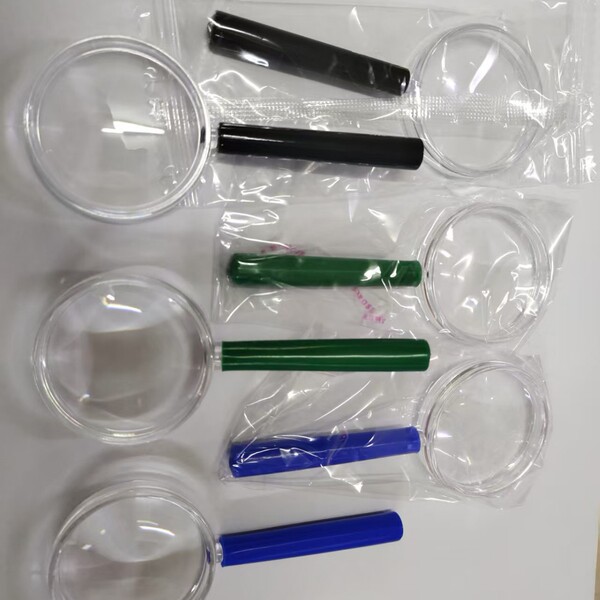 Handheld toy for students for experiments