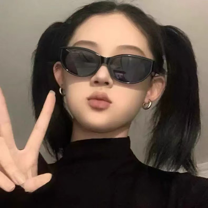 Jennie aynı stil gözlük kadın vintage seksi kedi göz küçük çerçeve gözlük polarize ultraviyole koruma güneş gözlüğü yüz küçültücü