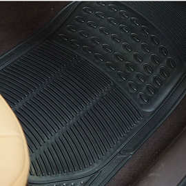 车垫脚垫防水黑色车用通用型塑料汽车易清洗垫子四季防滑胶垫塑料