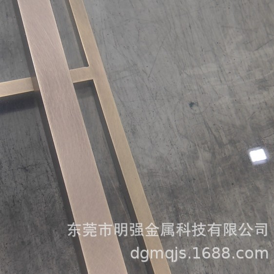 黄铜方管扁管现货20*60*2.0mm 3030*1.5mm长度3.6米 黄铜圆管85*3