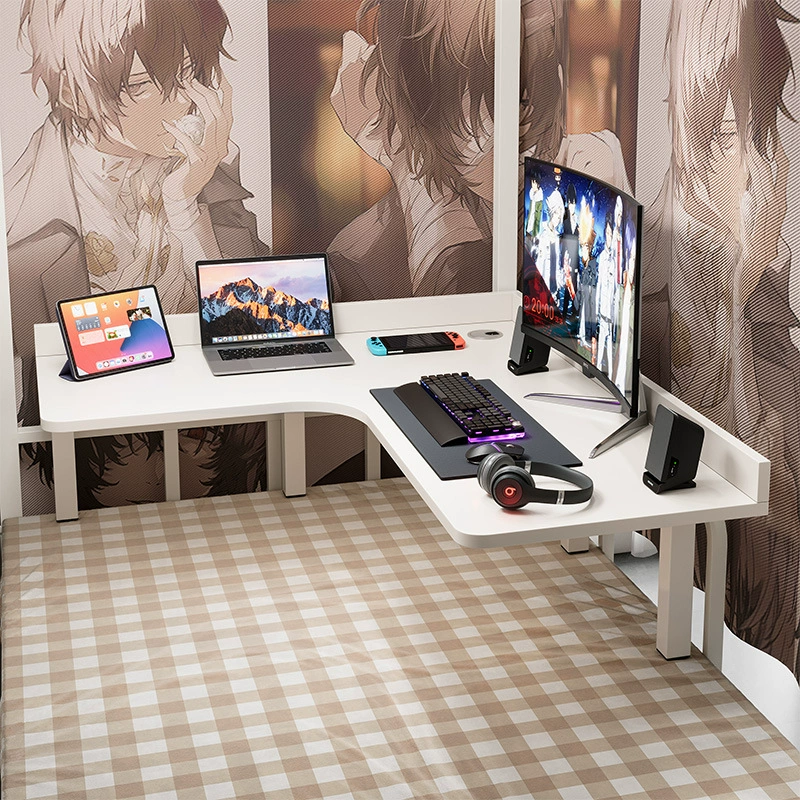 Угловой компьютерный стол на кровати Угловой компьютерный стол в спальне