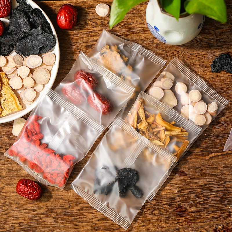 Набор ингредиентов для супа из четырех компонентов: комбинация трав чуаньсионг, дихуан, белого пионника, красных фиников и ягод годжи для приготовления супа, оптом от производителя.