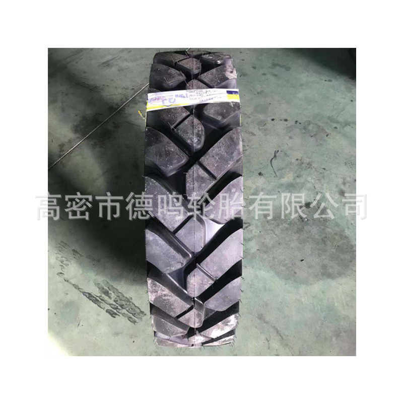 Suministro de neumáticos para zanjadoras 8.25-16