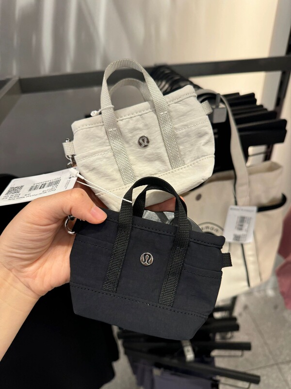 lululemon Daily多口袋mini撞色尼龙包包挂件零钱包小废包耳机包|undefined