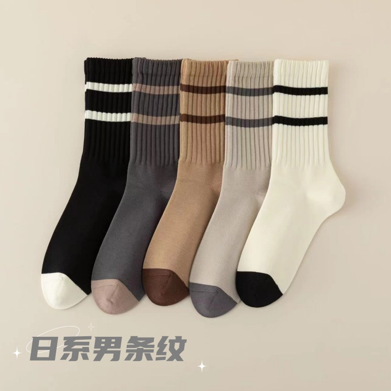 Men's mid-tube socks deodorant sweat-absorbent sports striped autumn and winter comfortable boys socks ins trendy men's socks wholesale Men's mid-tube socks deodorant sweat-absorbent sports striped autumn and winter comfortable boys socks ins trendy men's socks wholesale