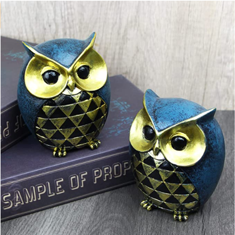 Resin Owl Figurine Display