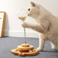 木造の猫のおもちゃは、猫の棒がボールを漏らして、アマゾンの爆発的な猫のターンテーブルのペットが食器を漏らした