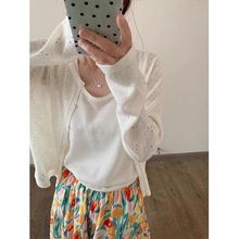 ���ſ۱������ᘿ���Ů�Č����@�ݶ̿��L�������h���U�հ�ɫ�_��
