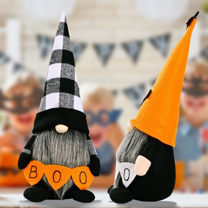 国境を越えて起爆したハロウィーン装飾プレゼントは顔のない人形ルドルフが立っている人形の鬼節装飾人形を飾る|undefined