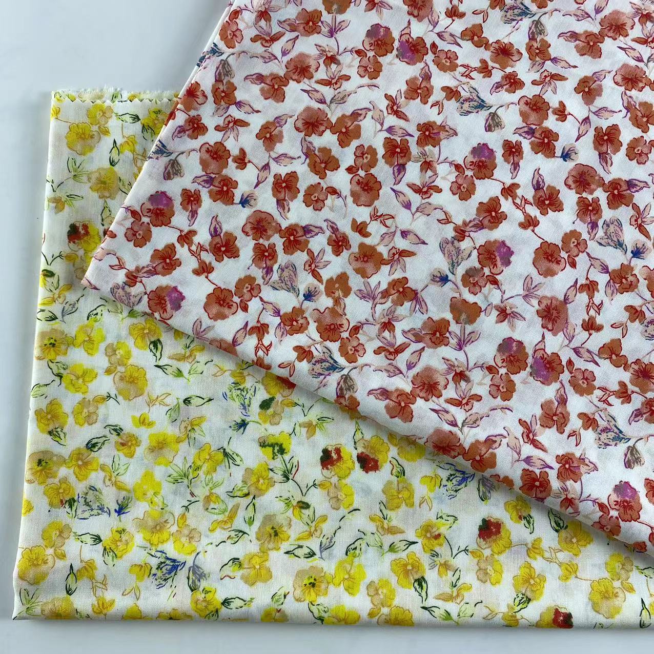 全棉府绸印花小碎花布料 厂家直供现货 童装女装连衣裙面料