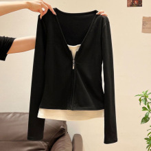 春秋新款V领长袖两件套 2025新款T恤打底衫法式显瘦高级感上衣