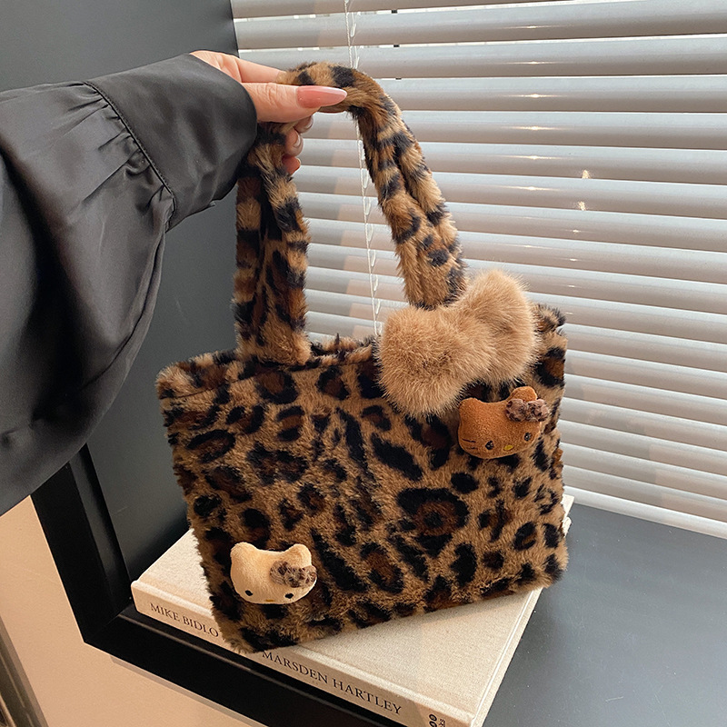 Hello Kitty, winter cute bag