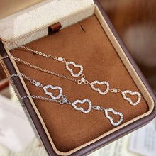 ���l������M荺��J�U����Ů�����p����ʽ�B���߼��К��|���