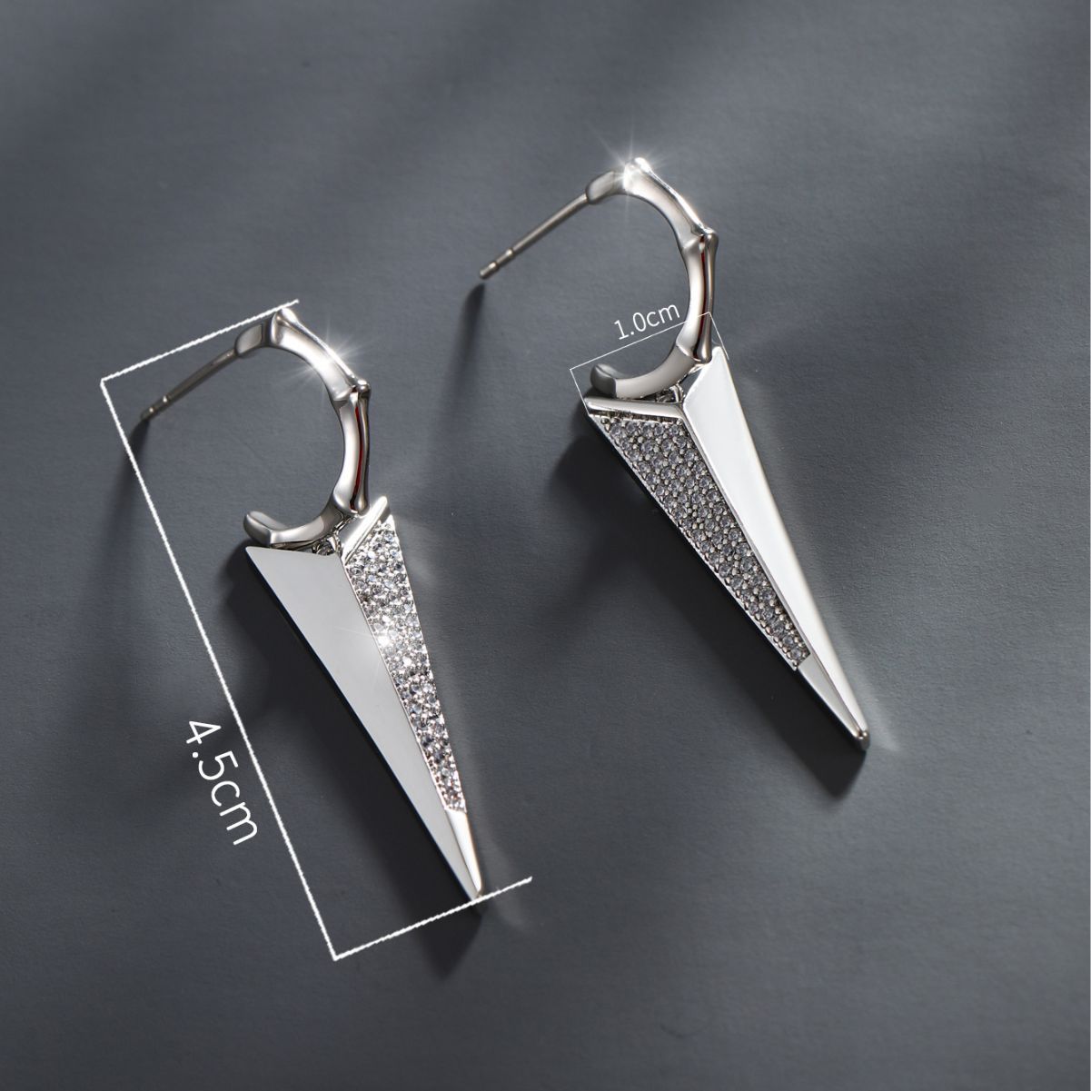 Pendientes de triángulo geométrico simple de la joyería de Xuming pendientes de estilo frío de lujo ligero de personalidad de alto grado para hombres y mujeres