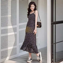 2026夏季碎花吊带裙内搭连衣裙女夏气质感高级黑色雪纺仙女中长裙