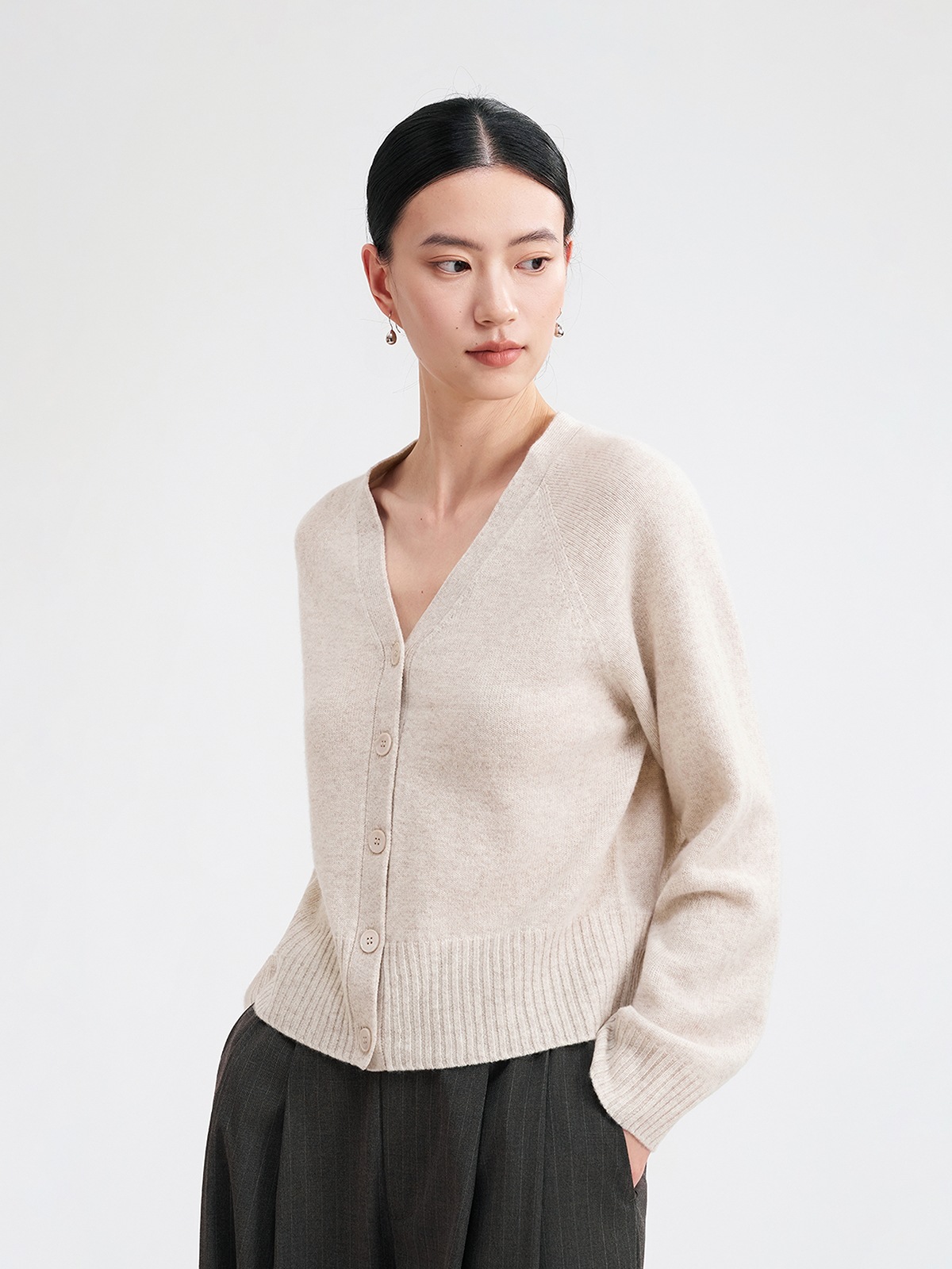 Woolen knitted cardigan