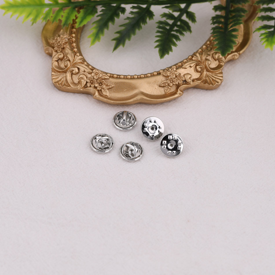 Mariposa de metal hebilla caballo espina chal hebilla tapa de la manga hebilla diy hecho a mano hecho en casa insignia broche accesorios de material de joyería