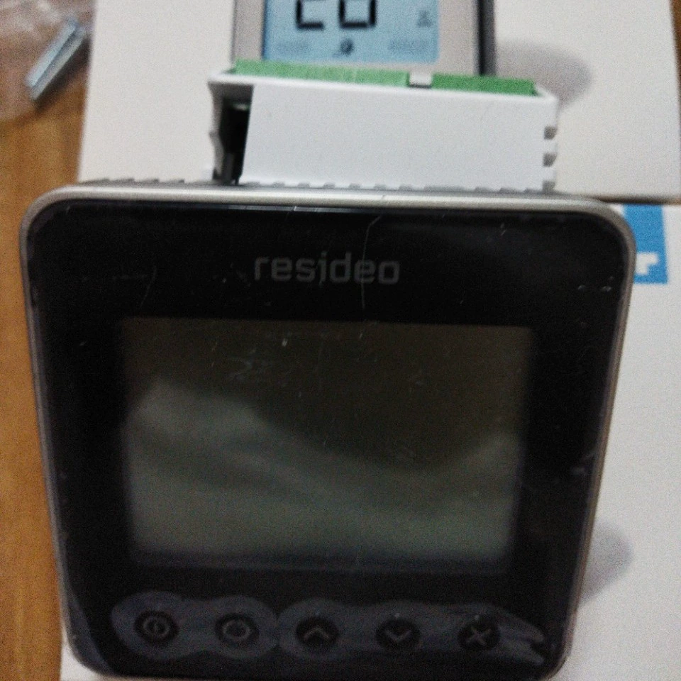 Honeywell resideo фанкойл термостат RTF243DN/U