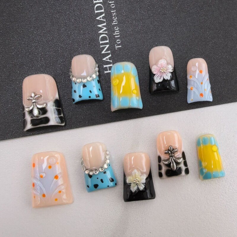 Tw Cross-Border Specializes in Handmade Wearable Nails, Duckbill French-Style Carved Nail Art, Gradient Hand-Painted Nail Stickers