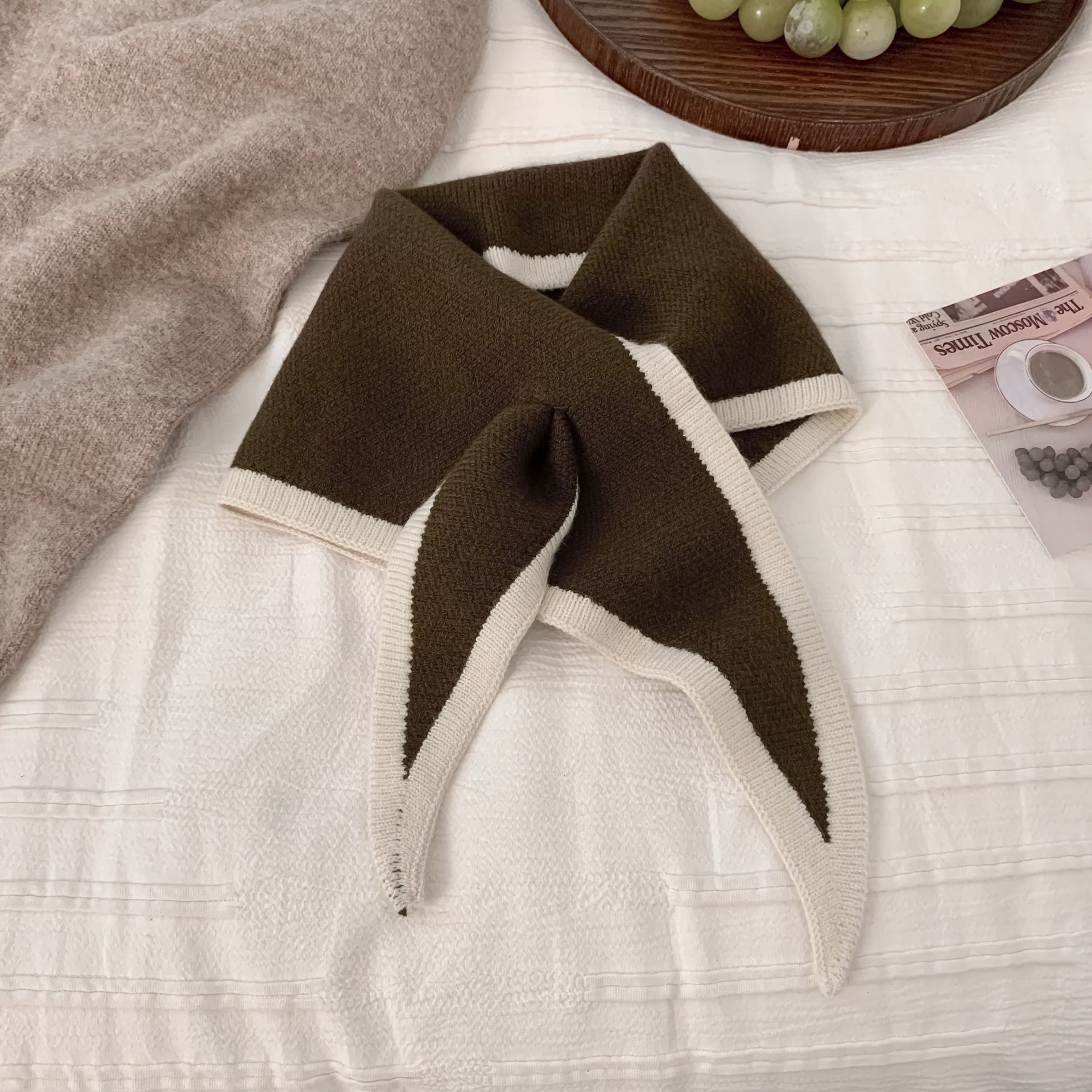 Bufanda pequeña de lana de punto – estilo coreano, cuello dulce cruzado, cálida, otoño e invierno