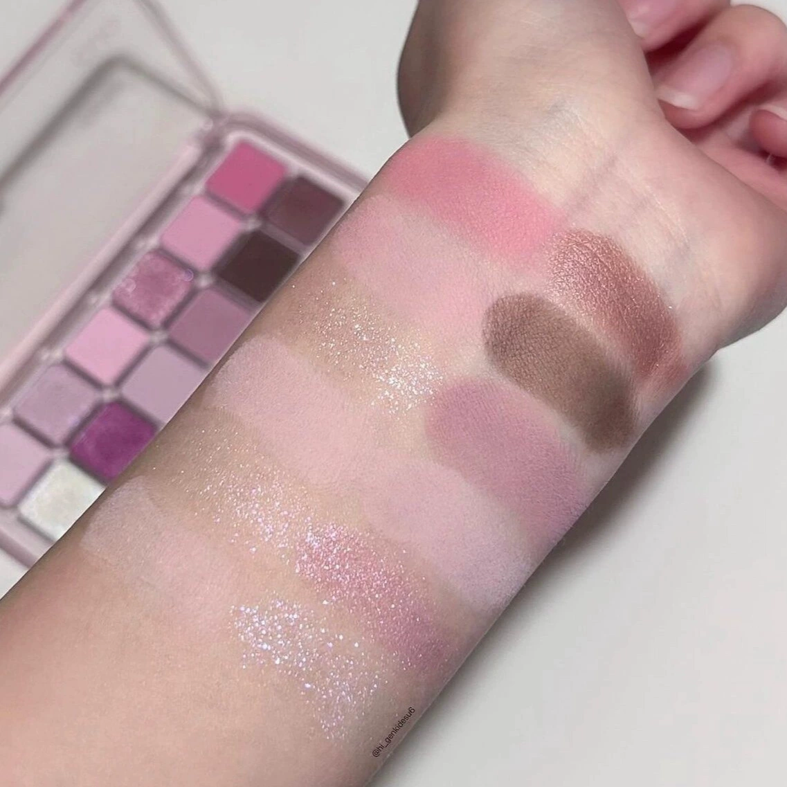 Палетка теней для век Capel Фрукты и овощи Twelve Eye Shadow Plate Pearl Light Flash Powder Европейский и Американский Фестиваль Дракона Фруктовая пудра для макияжа