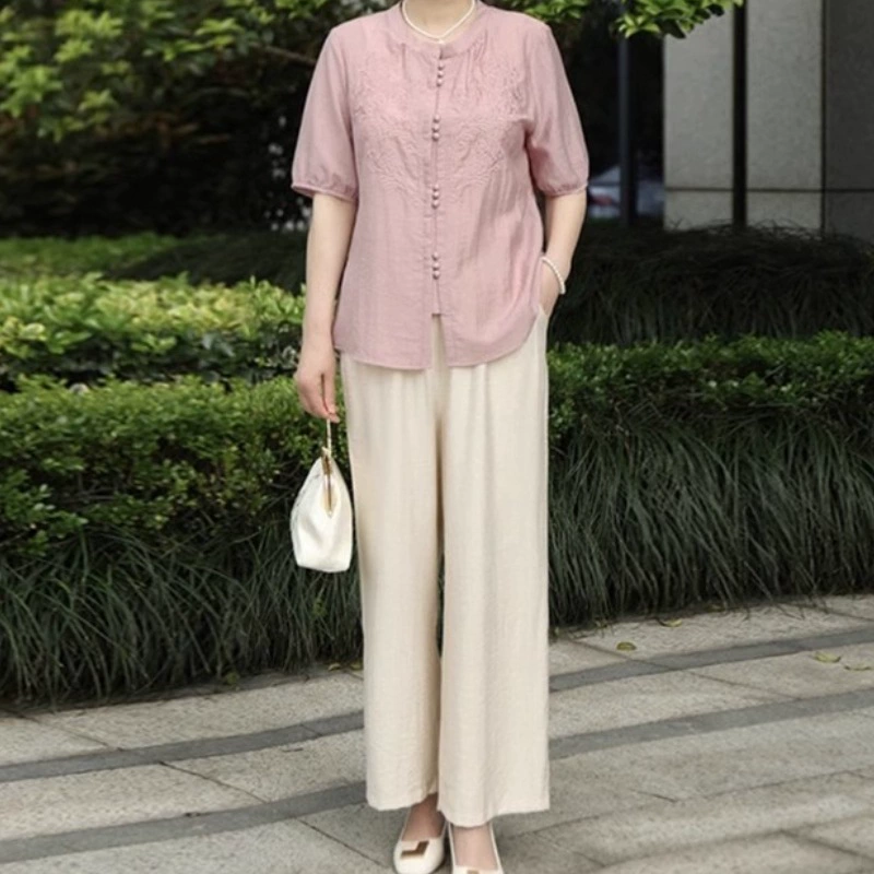 Элегантные летние топы с короткими рукавами для мамы для подарков, модный и элегантный комплект из двух предметов с широкими брюками длиной девять пунктов для людей среднего и пожилого возраста.